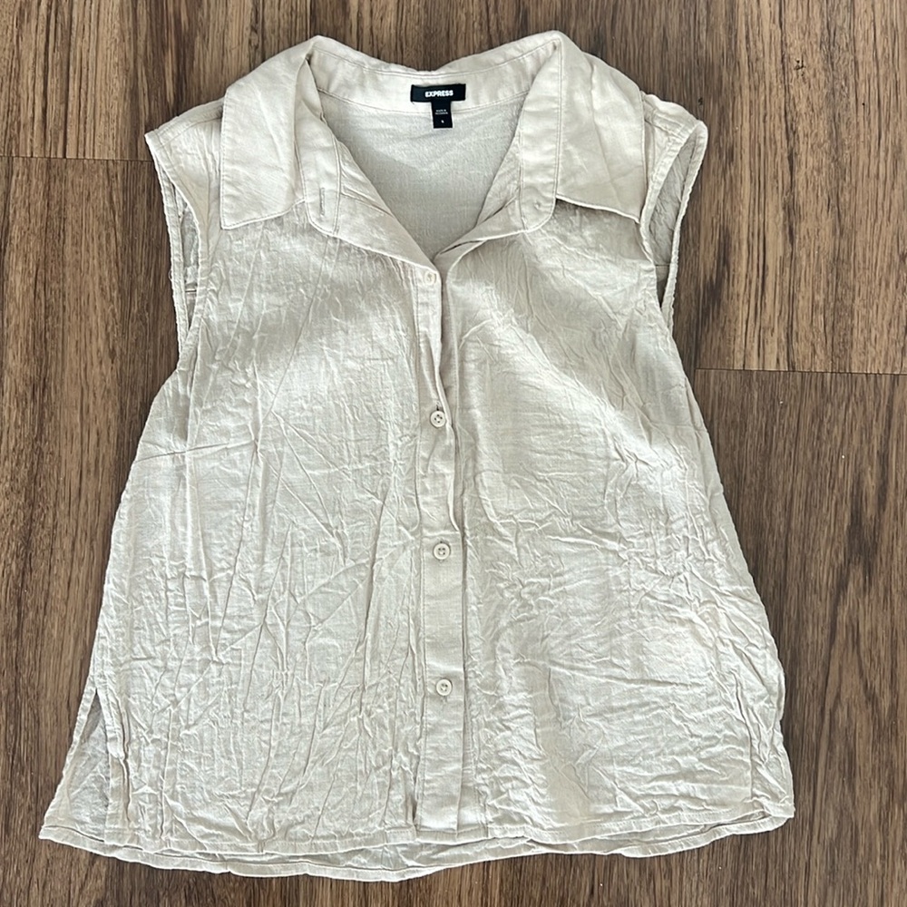Express button up tank top